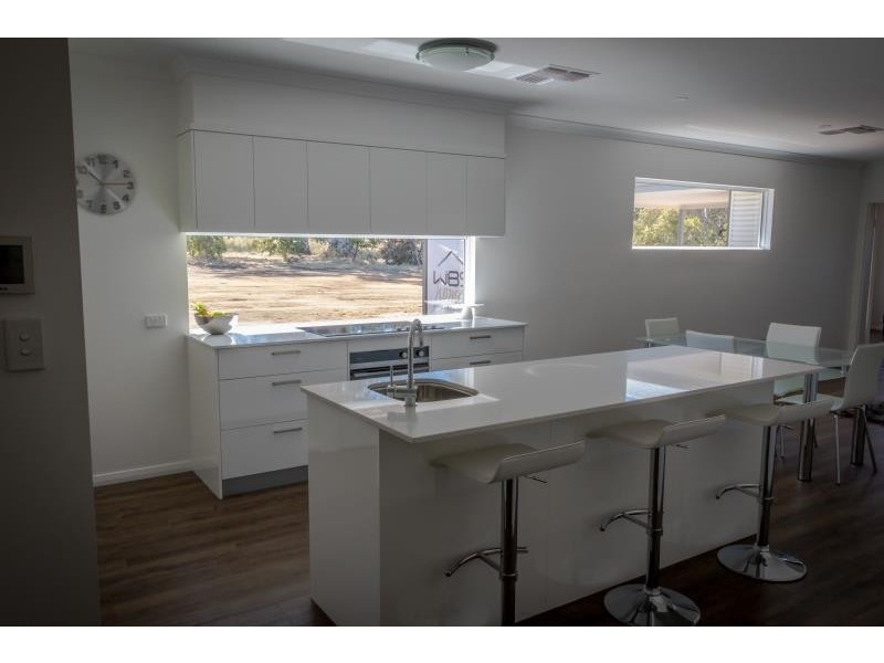 105 Oyston Road, Bakers Hill WA 6562