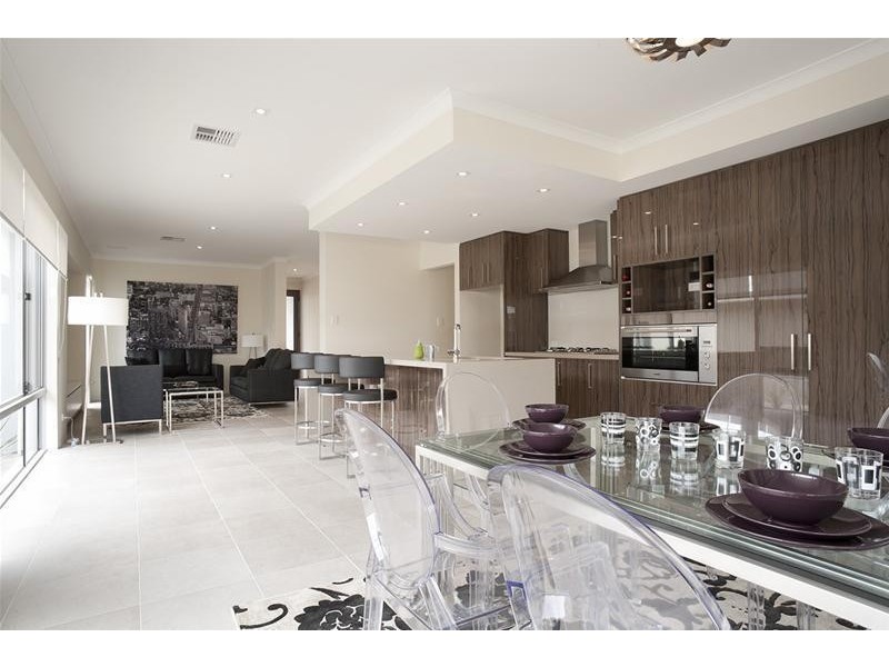 5 Fortis Pass, Wandi WA 6167