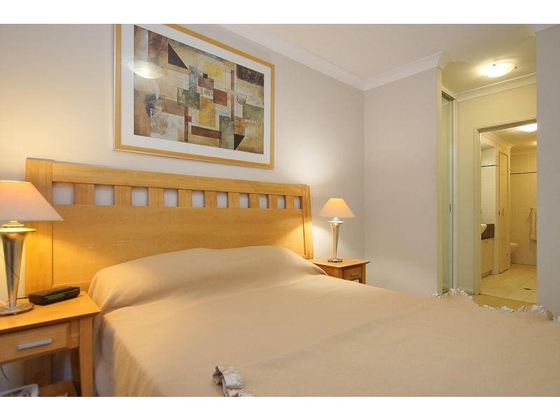 112/126 Mounts Bay Road, Perth WA 6000