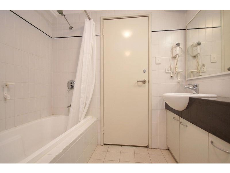 112/126 Mounts Bay Road, Perth WA 6000