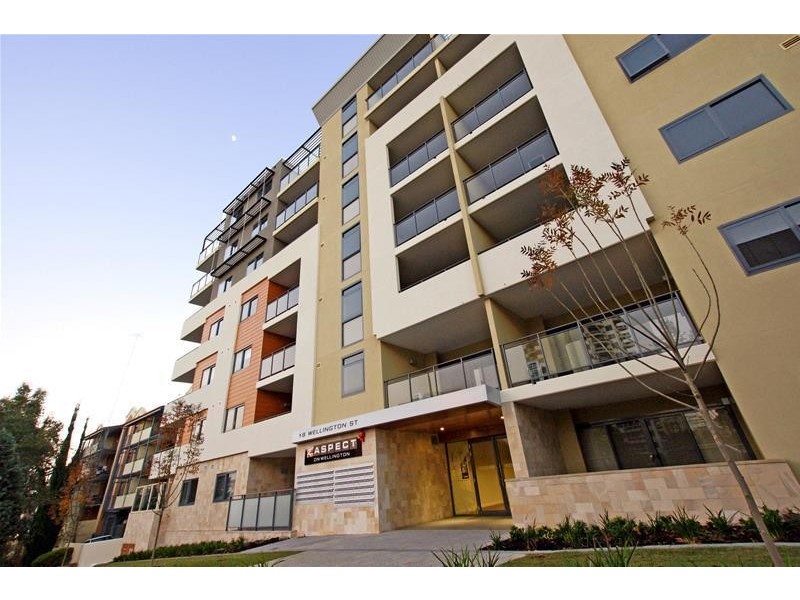 33/18 Wellington Street, East Perth WA 6004