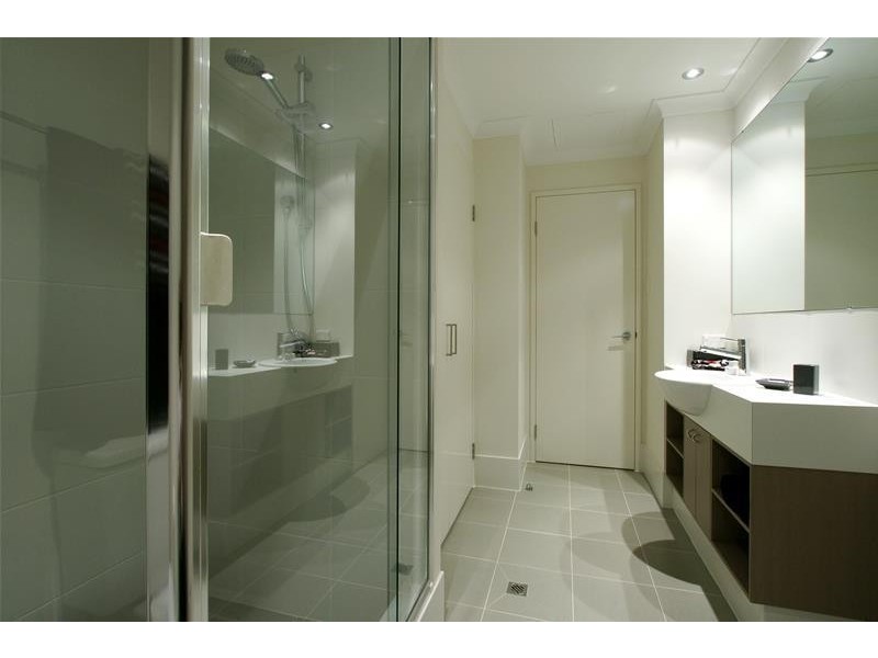 33/18 Wellington Street, East Perth WA 6004