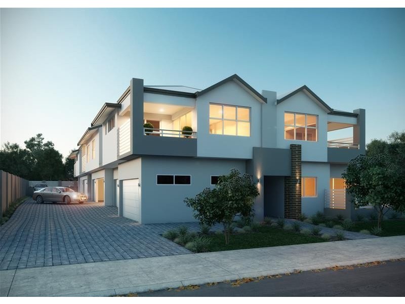 11 Debenham Street, Thornlie WA 6108