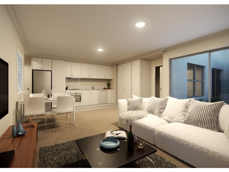 11 Debenham Street, Thornlie WA 6108