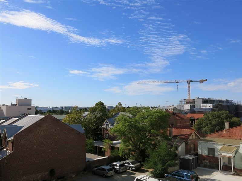 55/18 Wellington Street, East Perth WA 6004