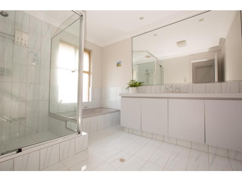 17 Falcon Place, Jandakot WA 6164