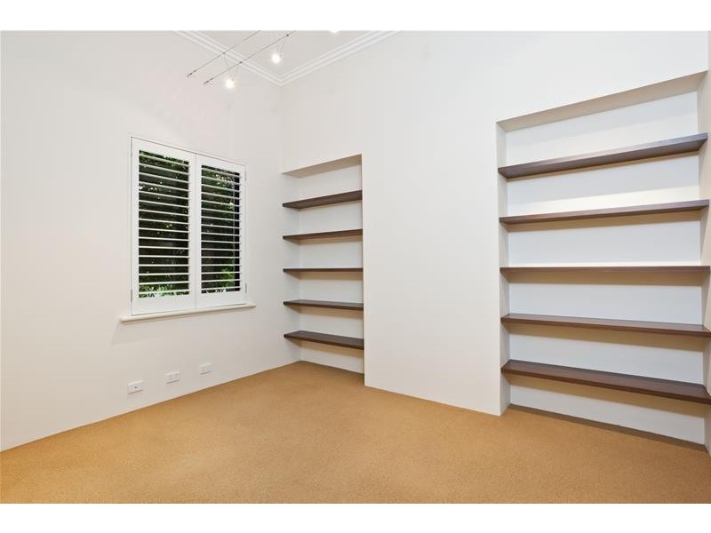 5 Vanguard Terrace, East Perth WA 6004