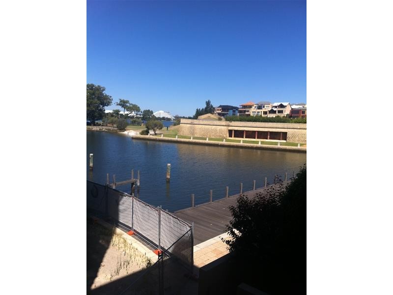 5/1 Henry Lawson Walk, East Perth WA 6004