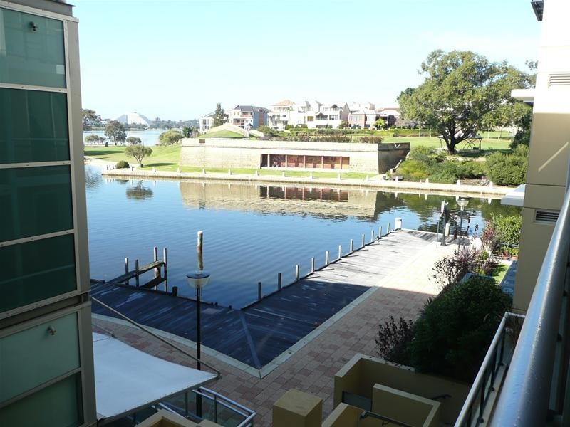 9/1 Henry Lawson Walk, East Perth WA 6004