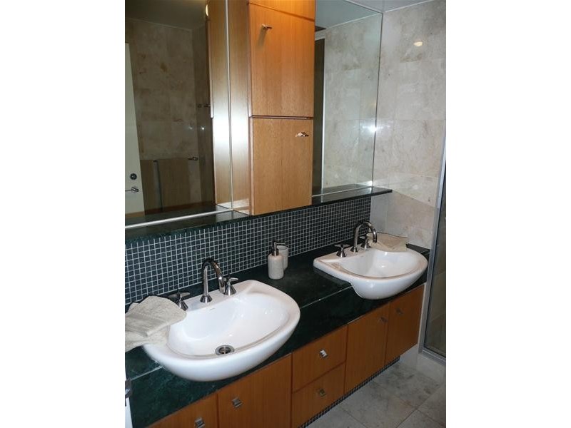 9/1 Henry Lawson Walk, East Perth WA 6004