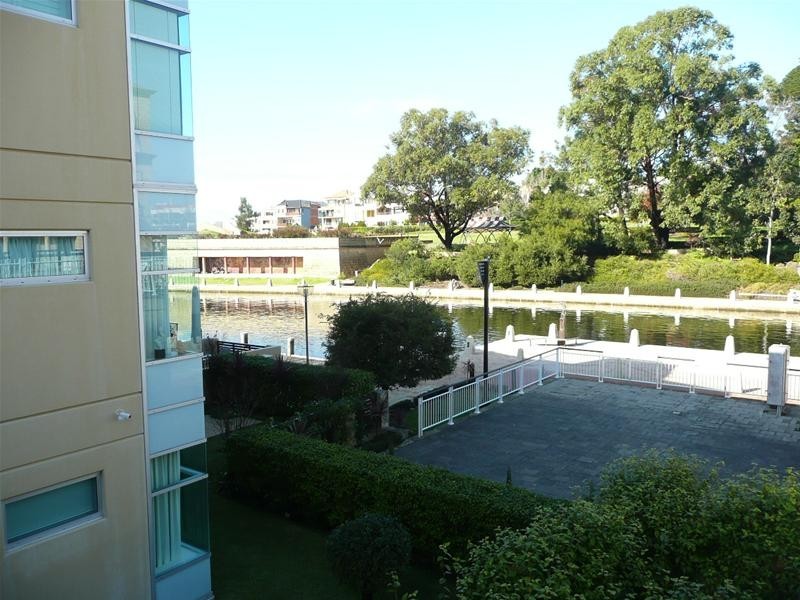 9/1 Henry Lawson Walk, East Perth WA 6004