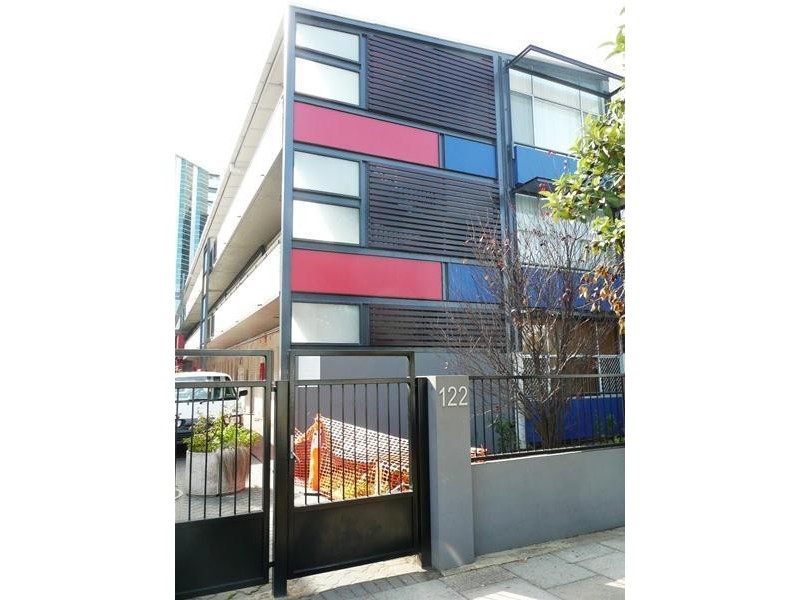 16/122 Terrace Road, Perth WA 6000
