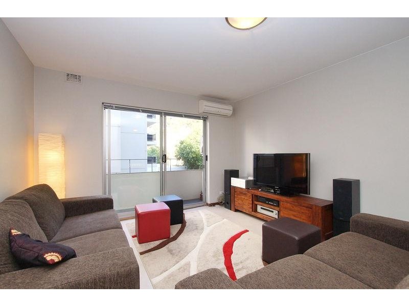13/132 Mounts Bay Road, Perth WA 6000