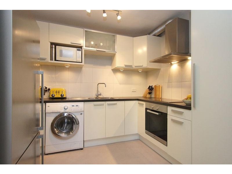 13/132 Mounts Bay Road, Perth WA 6000