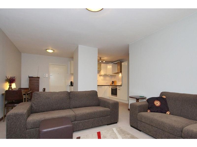 13/132 Mounts Bay Road, Perth WA 6000