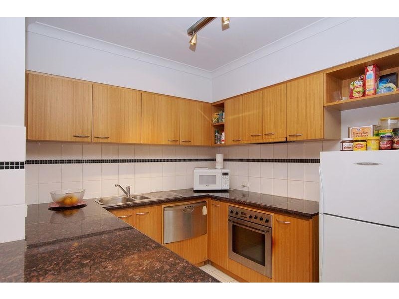 22 /116 Mounts Bay Road, Perth WA 6000