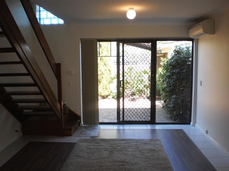 14/3 Acacia Place, Lynwood WA 6147