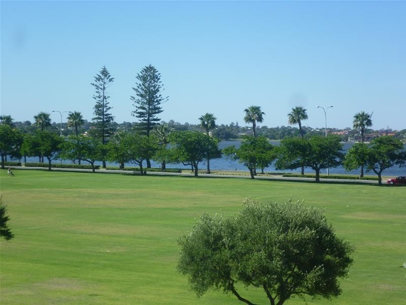 25/124 Terrace Road, Perth WA 6000