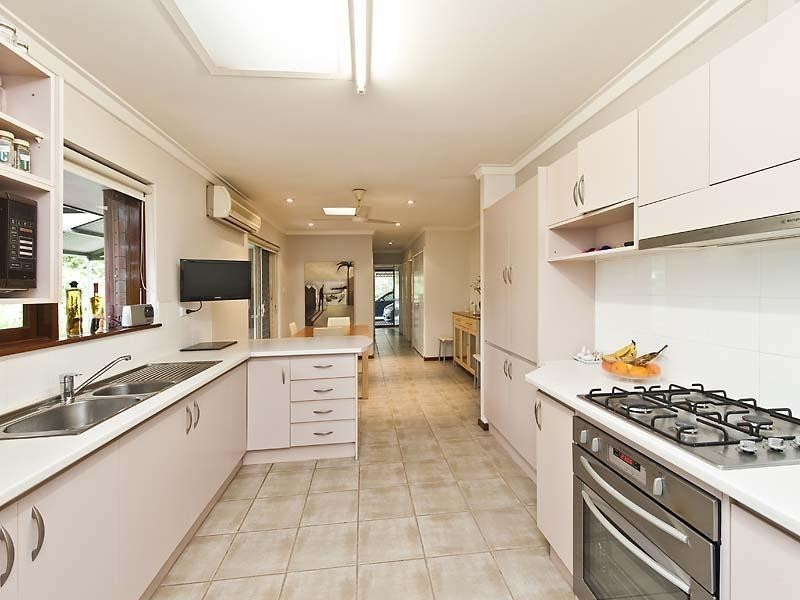 56 Bandalong Way, High Wycombe WA 6057