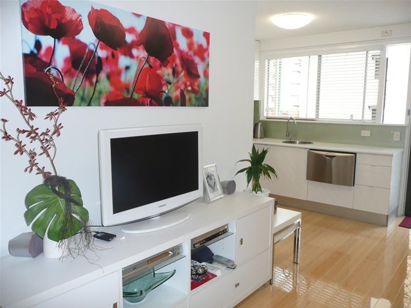 201/130a Mounts Bay Road, Perth WA 6000