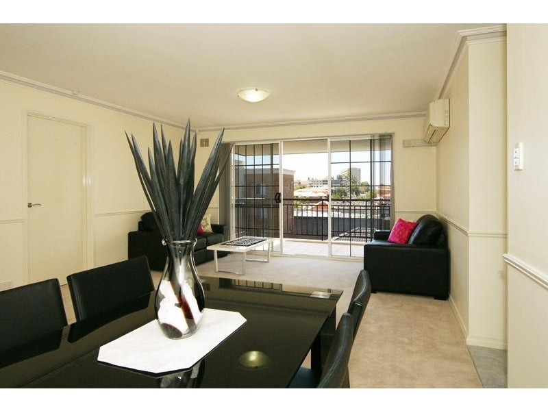 39/123 Wellington Street, East Perth WA 6004