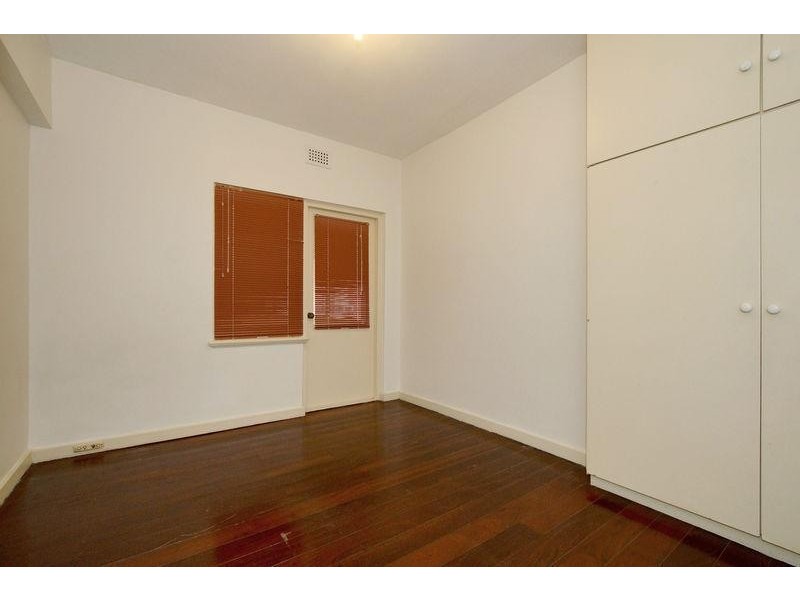 4/126 Terrace Road, Perth WA 6000