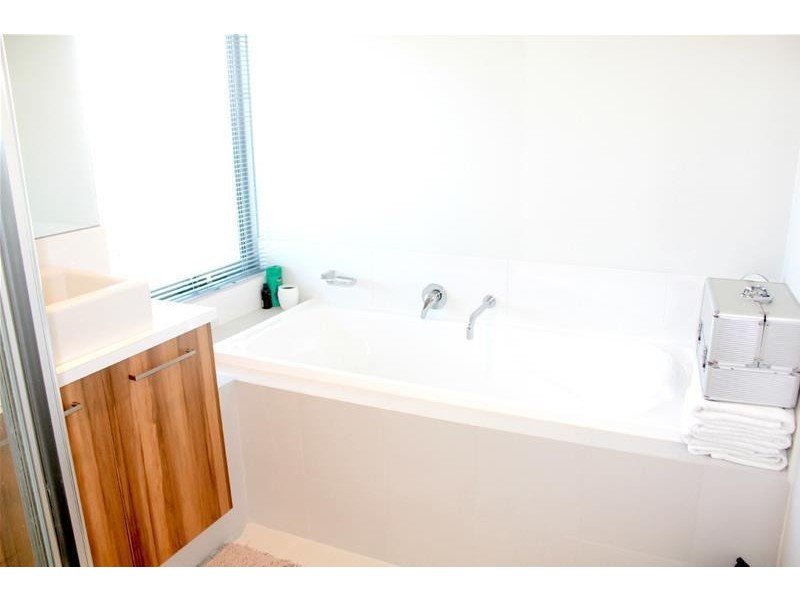 2 Fullston Way, Beaconsfield WA 6162