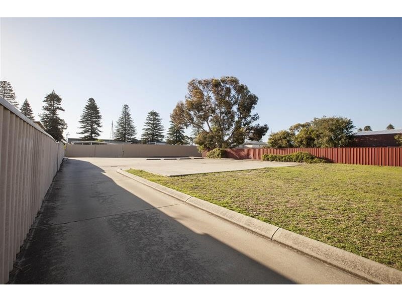 58 The Esplanade, Esperance WA 6450