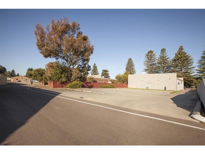 58 The Esplanade, Esperance WA 6450