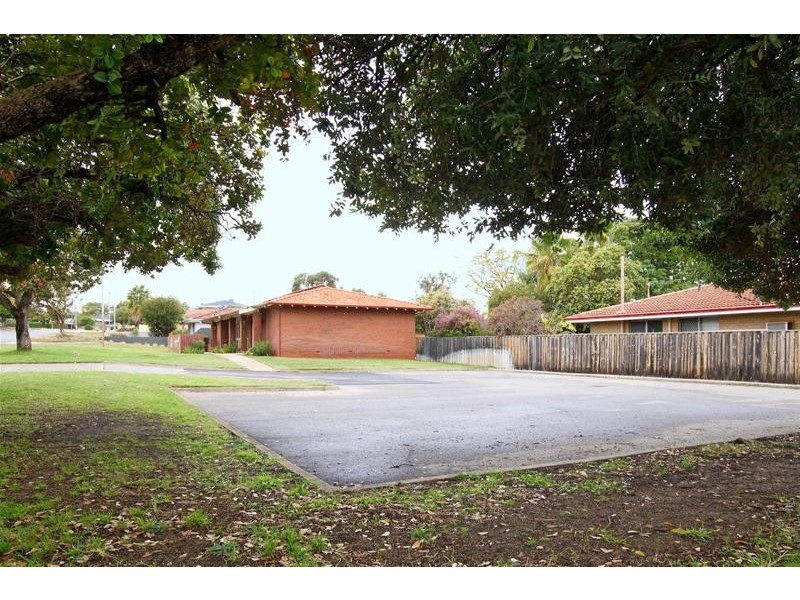 99 Fieldgate Square, Balga WA 6061