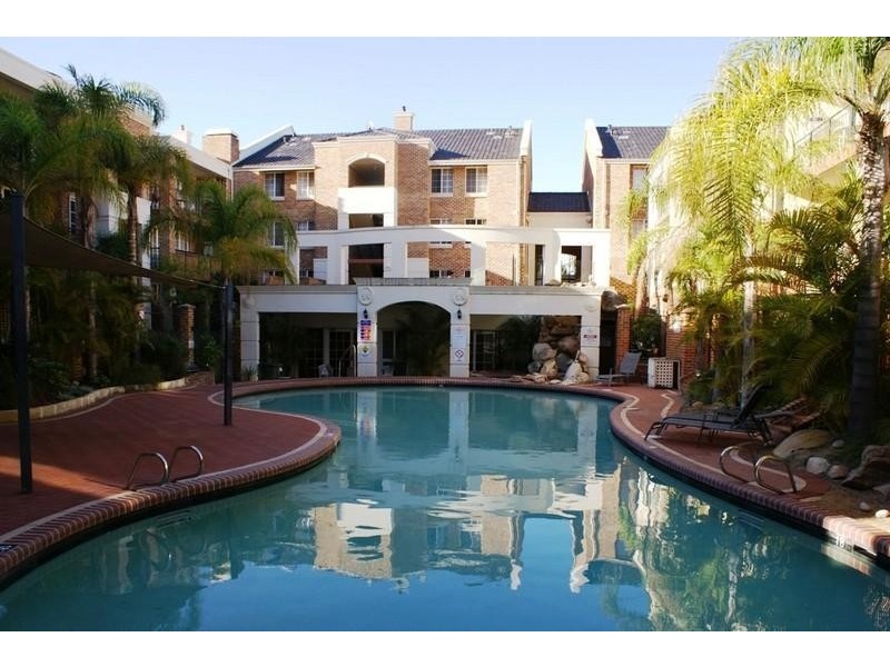 52/30 Bishops Row, East Perth WA 6004