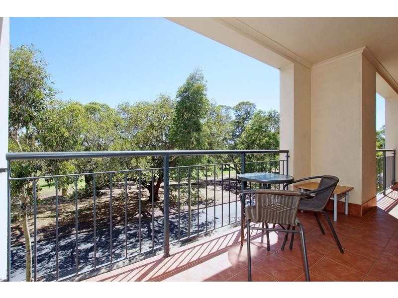 52/30 Bishops Row, East Perth WA 6004