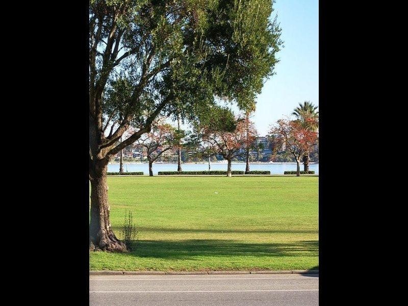 5/114 Terrace Road, Perth WA 6000