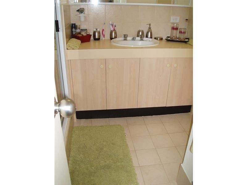 15/11 Regal Place, East Perth WA 6004