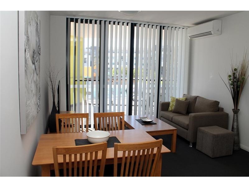 9/2 Points Way, Cockburn Central WA 6164