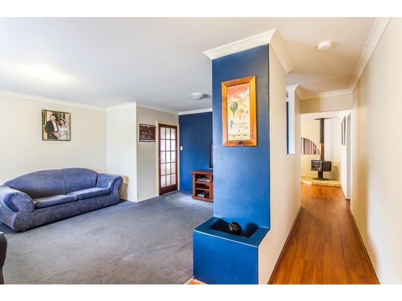 138 Hamelin Drive, Ballajura WA 6066