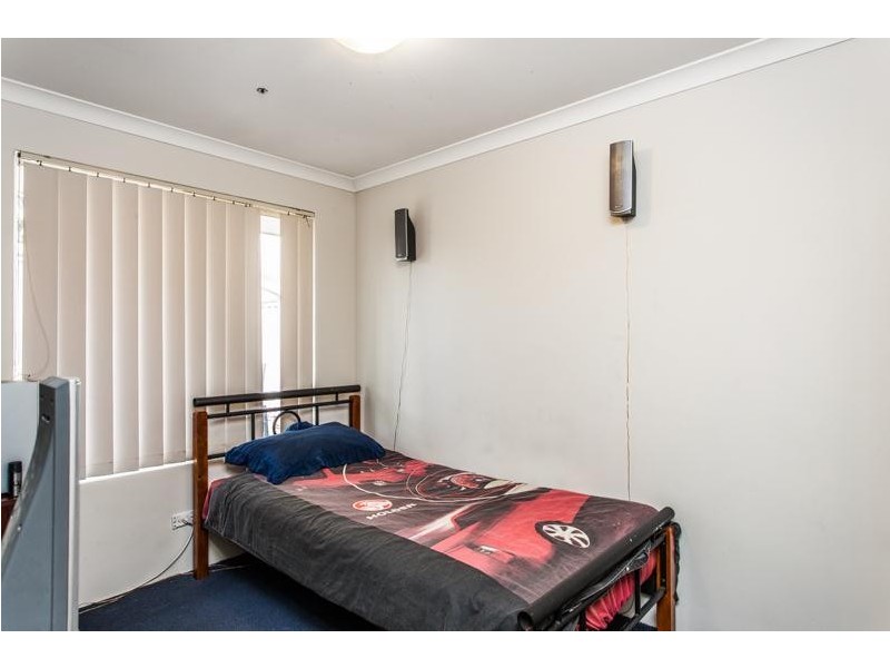 138 Hamelin Drive, Ballajura WA 6066