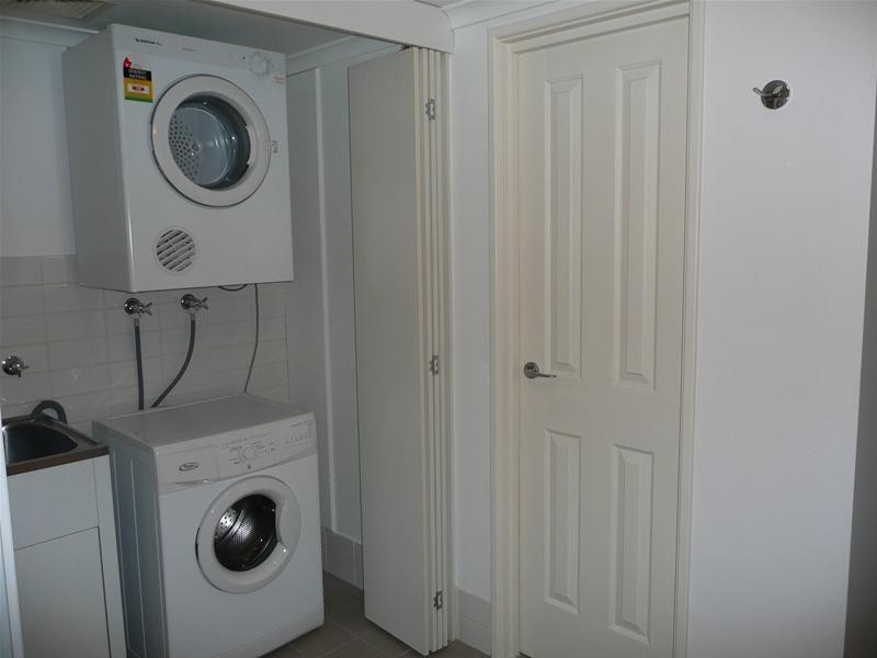 4.2/170 Adelaide Terrace, East Perth WA 6004