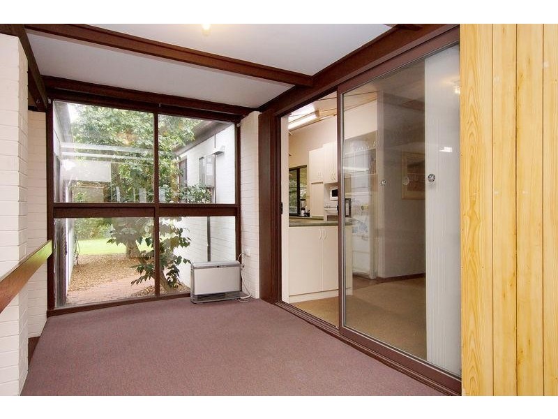 6 McCormack Street, Armadale WA 6112