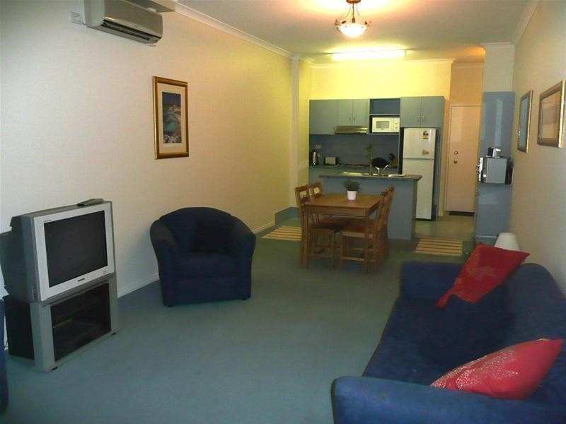 2/273 Hay Street, East Perth WA 6004