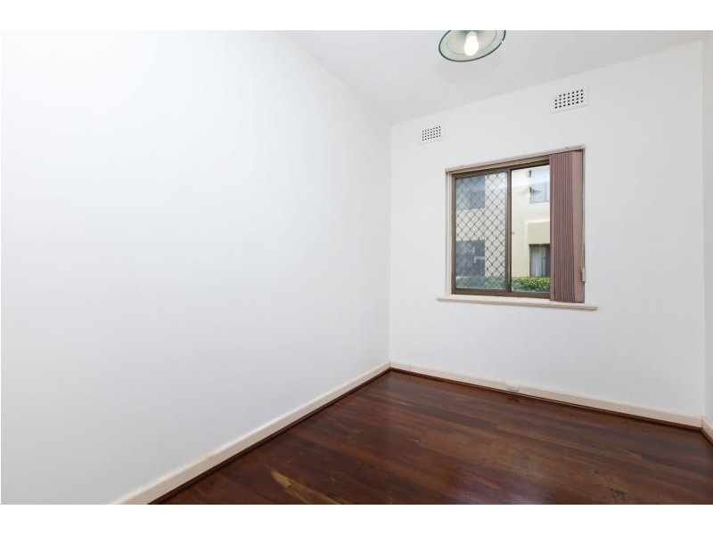 2/130 Terrace Road, Perth WA 6000