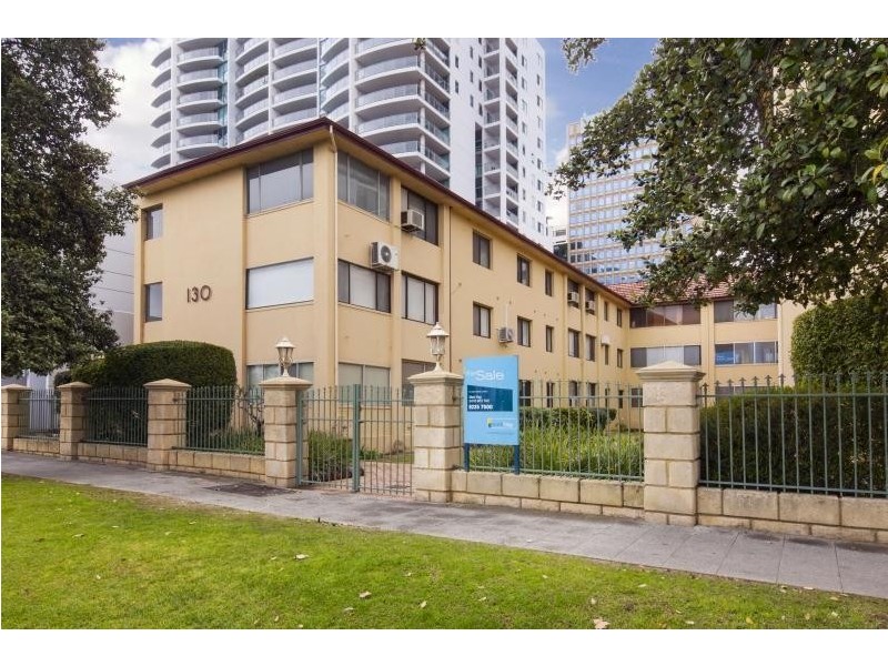 2/130 Terrace Road, Perth WA 6000
