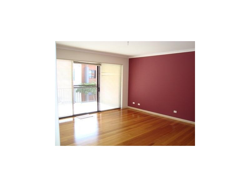 2/10 Tully Road, East Perth WA 6004