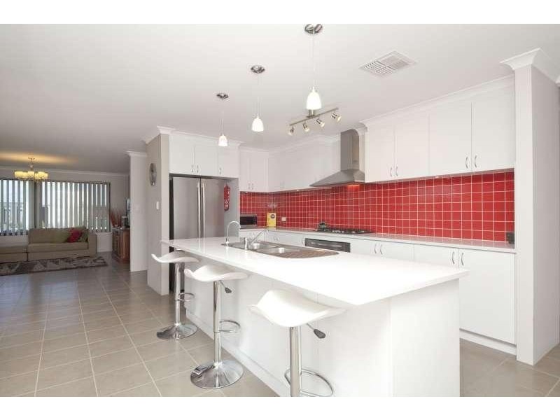 57 Lafayette Avenue, Harrisdale WA 6112