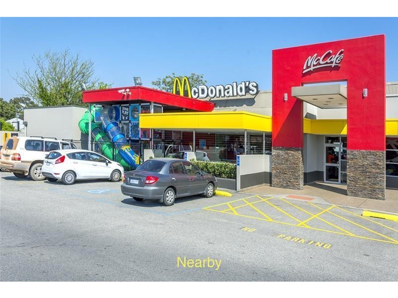 2 The Crescent, Maddington WA 6109