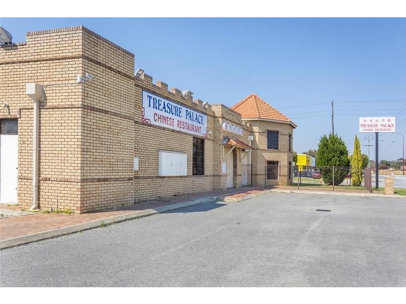 2 The Crescent, Maddington WA 6109