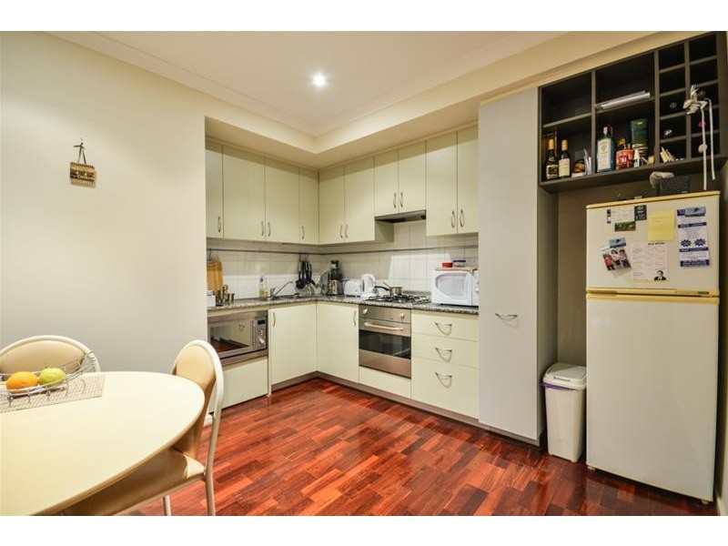 1/24 Saunders Street, East Perth WA 6004