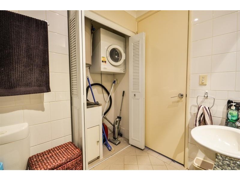 1/24 Saunders Street, East Perth WA 6004