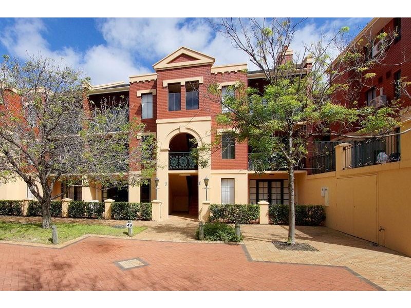 31/99 Wellington Street, East Perth WA 6004