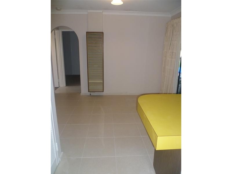 24 Poynter Drive, Duncraig WA 6023